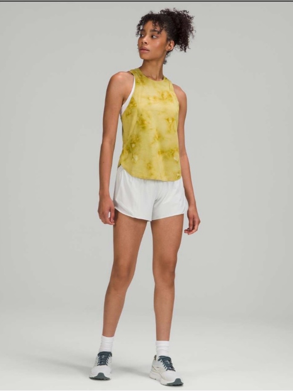 Lululemon Hotty Hot Low Rise Short 4"
Ocean Air